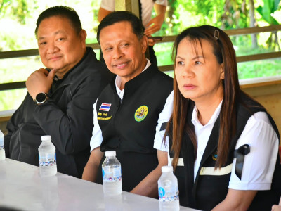 อธิบดีกรมส่งเสริมสหกรณ์ พร้อมด้วย ผู้ตรวจราชการกรม ... พารามิเตอร์รูปภาพ 17