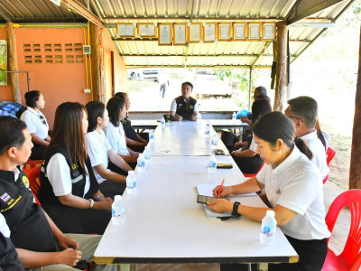 อธิบดีกรมส่งเสริมสหกรณ์ พร้อมด้วย ผู้ตรวจราชการกรม ... พารามิเตอร์รูปภาพ 9