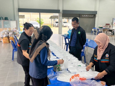 รองอธิบดีกรมส่งเสริมสหกรณ์ พร้อมด้วย นายธัชพงศ์ บัวนุช ... พารามิเตอร์รูปภาพ 9