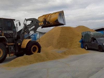 สหกรณ์การเกษตรทั่วประเทศพร้อมใจเปิดจุดรับซื้อข้าวเปลือกนาปีจากเกษตรกรตั้งเป้าฤดูกาลนี้รวบรวมไม่น้อยกว่า 4 ล้านตัน ล่าสุดราคาข้าวเปลือกหอมมะลิพุ่งแตะ กก.ละ 13.80 บาท ... พารามิเตอร์รูปภาพ 3