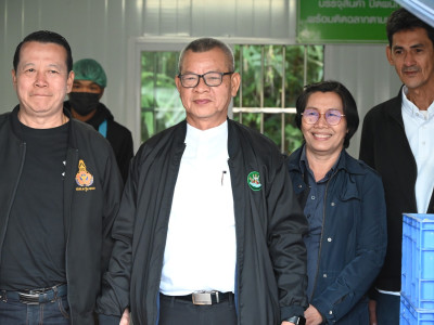 รองอธิบดีกรมส่งเสริมสหกรณ์ พร้อมด้วย นายวิศิษฐ์ ศรีสุวรรณ์ ... พารามิเตอร์รูปภาพ 15