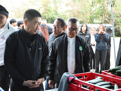 รองอธิบดีกรมส่งเสริมสหกรณ์ พร้อมด้วย นายวิศิษฐ์ ศรีสุวรรณ์ ... พารามิเตอร์รูปภาพ 17