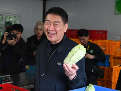 รองอธิบดีกรมส่งเสริมสหกรณ์ พร้อมด้วย นายวิศิษฐ์ ศรีสุวรรณ์ ... พารามิเตอร์รูปภาพ 6