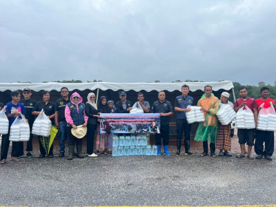 รองอธิบดีกรมส่งเสริมสหกรณ์ พร้อมด้วย นายธัชพงศ์ บัวนุช ... พารามิเตอร์รูปภาพ 1