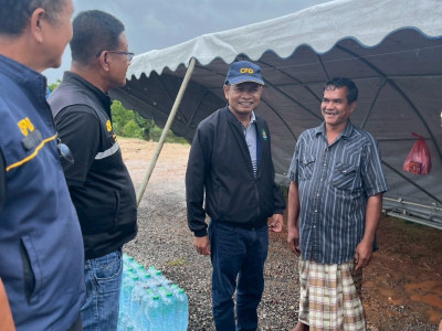 รองอธิบดีกรมส่งเสริมสหกรณ์ พร้อมด้วย นายธัชพงศ์ บัวนุช ... พารามิเตอร์รูปภาพ 2