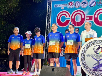 อธิบดีกรมส่งเสริมสหกรณ์ เป็นประธานในพิธีเปิดกิจกรรม Co-op ... พารามิเตอร์รูปภาพ 12