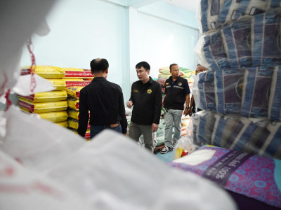 อธิบดีกรมส่งเสริมสหกรณ์ พร้อมด้วย ... พารามิเตอร์รูปภาพ 12