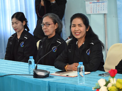 อธิบดีกรมส่งเสริมสหกรณ์ พร้อมด้วย ... พารามิเตอร์รูปภาพ 19