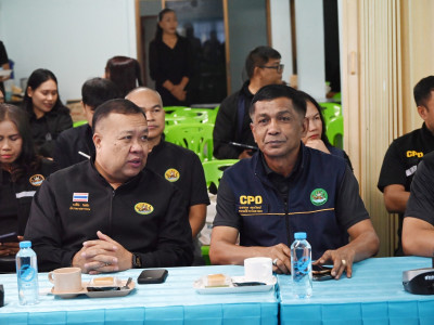 อธิบดีกรมส่งเสริมสหกรณ์ พร้อมด้วย ... พารามิเตอร์รูปภาพ 24