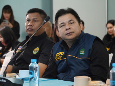 อธิบดีกรมส่งเสริมสหกรณ์ พร้อมด้วย ... พารามิเตอร์รูปภาพ 26