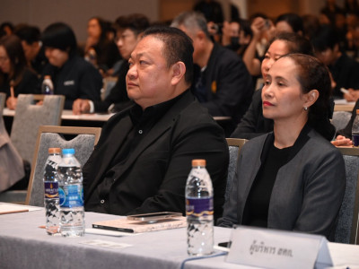 นายสาธิต ปานขำ เลขานุการกรม พร้อมด้วย นายนาถ บำรุงพาณิชย์ ... พารามิเตอร์รูปภาพ 10