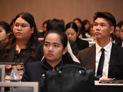 นายสาธิต ปานขำ เลขานุการกรม พร้อมด้วย นายนาถ บำรุงพาณิชย์ ... พารามิเตอร์รูปภาพ 12