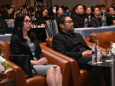 นายสาธิต ปานขำ เลขานุการกรม พร้อมด้วย นายนาถ บำรุงพาณิชย์ ... พารามิเตอร์รูปภาพ 18