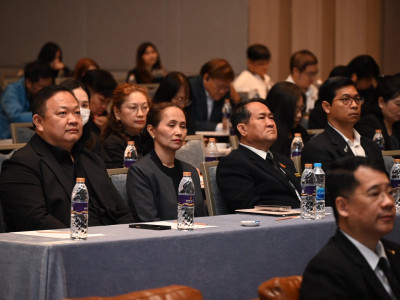 นายสาธิต ปานขำ เลขานุการกรม พร้อมด้วย นายนาถ บำรุงพาณิชย์ ... พารามิเตอร์รูปภาพ 21