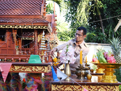 นายมนัส เทพรักษ์ เข้าสักการะสิ่งศักดิ์สิทธิ์ ... พารามิเตอร์รูปภาพ 17