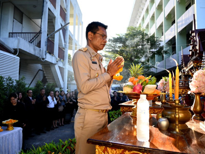 นายมนัส เทพรักษ์ เข้าสักการะสิ่งศักดิ์สิทธิ์ ... พารามิเตอร์รูปภาพ 20