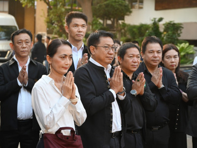 นายมนัส เทพรักษ์ เข้าสักการะสิ่งศักดิ์สิทธิ์ ... พารามิเตอร์รูปภาพ 22