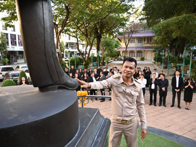 นายมนัส เทพรักษ์ เข้าสักการะสิ่งศักดิ์สิทธิ์ ... พารามิเตอร์รูปภาพ 3