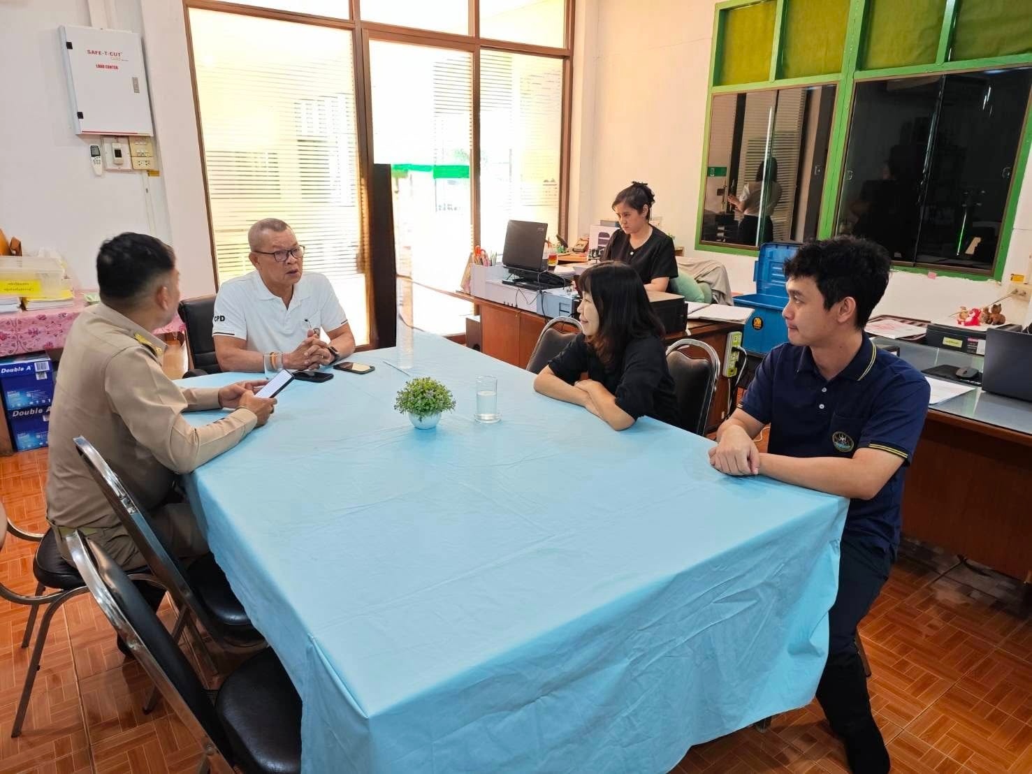 รองอธิบดีกรมส่งเสริมสหกรณ์ ... พารามิเตอร์รูปภาพ 1