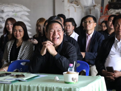 อธิบดีกรมส่งเสริมสหกรณ์ พร้อมด้วย ... พารามิเตอร์รูปภาพ 11