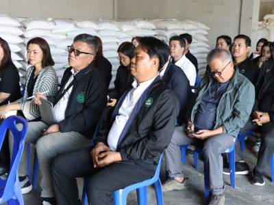 อธิบดีกรมส่งเสริมสหกรณ์ พร้อมด้วย ... พารามิเตอร์รูปภาพ 19