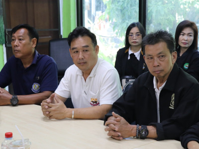 อธิบดีกรมส่งเสริมสหกรณ์ พร้อมด้วย ... พารามิเตอร์รูปภาพ 13