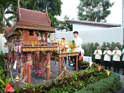 อธิบดีกรมส่งเสริมสหกรณ์ พร้อมด้วย นายประวัติ แดงบรรจง ... พารามิเตอร์รูปภาพ 16