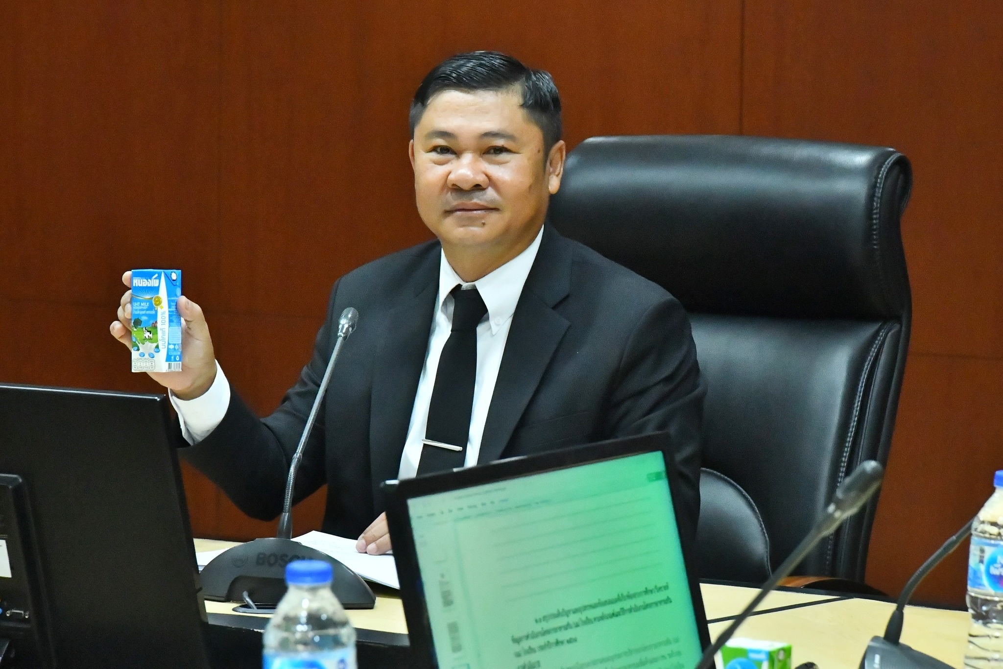 รองอธิบดีกรมส่งเสริมสหกรณ์ ... พารามิเตอร์รูปภาพ 1