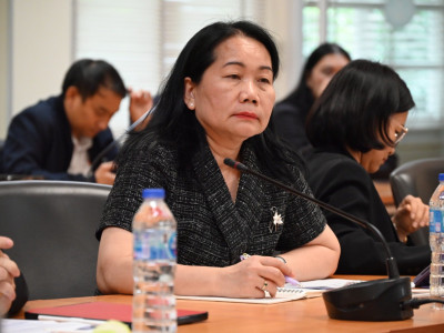 อธิบดีกรมส่งเสริมสหกรณ์ หารือร่วมกับ นายวุฒิพงศ์ เนียมหอม ... พารามิเตอร์รูปภาพ 12