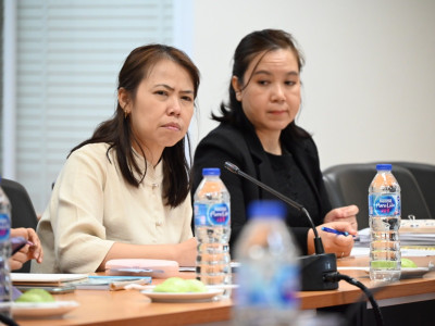 อธิบดีกรมส่งเสริมสหกรณ์ หารือร่วมกับ นายวุฒิพงศ์ เนียมหอม ... พารามิเตอร์รูปภาพ 13