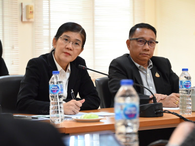 อธิบดีกรมส่งเสริมสหกรณ์ หารือร่วมกับ นายวุฒิพงศ์ เนียมหอม ... พารามิเตอร์รูปภาพ 17