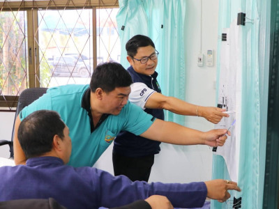 รองอธิบดีกรมส่งเสริมสหกรณ์ พร้อมด้วย นายคัมภีร์ นับแสง ... พารามิเตอร์รูปภาพ 20