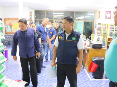 รองอธิบดีกรมส่งเสริมสหกรณ์ พร้อมด้วย นายคัมภีร์ นับแสง ... พารามิเตอร์รูปภาพ 24