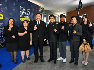 นายสาธิต ปานขำ เลขานุการกรม ในฐานะผู้แทนกรมส่งเสริมสหกรณ์ ... พารามิเตอร์รูปภาพ 13