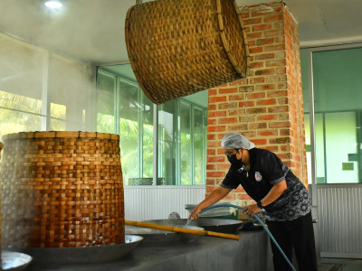 อธิบดีกรมส่งเสริมสหกรณ์ พร้อมด้วย ... พารามิเตอร์รูปภาพ 25