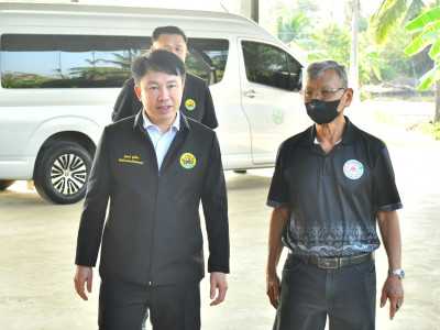 อธิบดีกรมส่งเสริมสหกรณ์ พร้อมด้วย ... พารามิเตอร์รูปภาพ 8