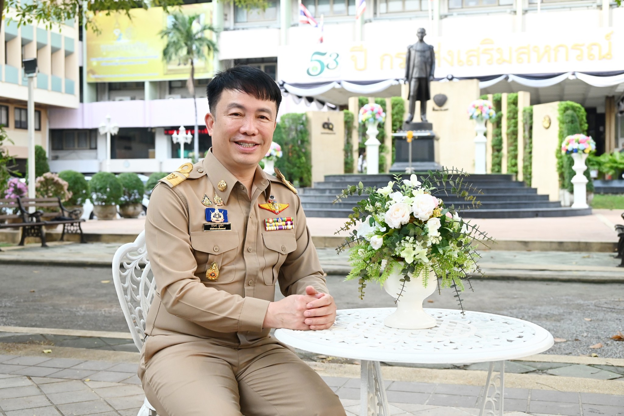 อธิบดีกรมส่งเสริมสหกรณ์ ร่วมบันทึกเทปสัมภาษณ์ ... พารามิเตอร์รูปภาพ 1