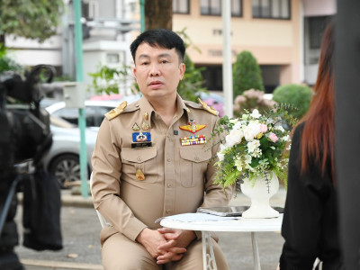 อธิบดีกรมส่งเสริมสหกรณ์ ร่วมบันทึกเทปสัมภาษณ์ ... พารามิเตอร์รูปภาพ 8