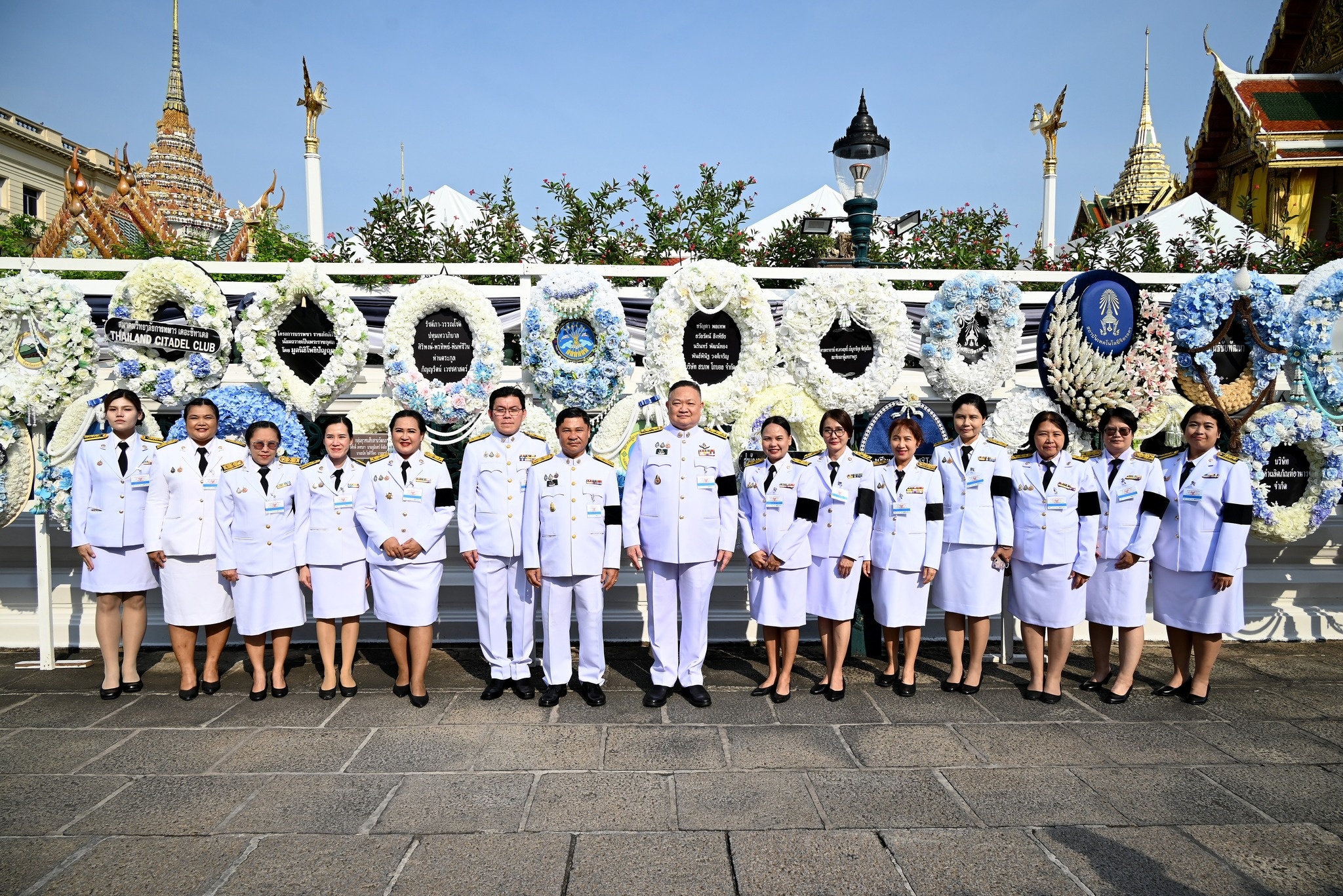 รองอธิบดีกรมส่งเสริมสหกรณ์ พร้อมด้วยคณะผู้บริหาร ... พารามิเตอร์รูปภาพ 1