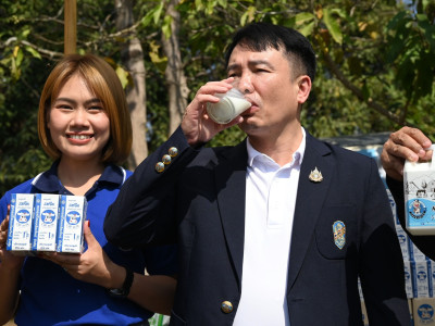 อธิบดีกรมส่งเสริมสหกรณ์ พร้อมด้วย ... พารามิเตอร์รูปภาพ 2