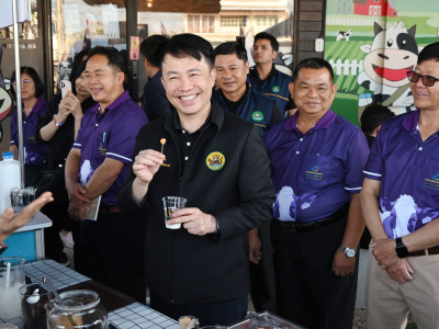 อธิบดีกรมส่งเสริมสหกรณ์ พร้อมด้วย ... พารามิเตอร์รูปภาพ 11