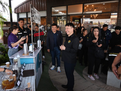 อธิบดีกรมส่งเสริมสหกรณ์ พร้อมด้วย ... พารามิเตอร์รูปภาพ 8