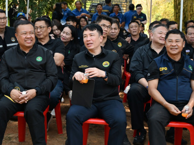 อธิบดีกรมส่งเสริมสหกรณ์ พร้อมด้วย ... พารามิเตอร์รูปภาพ 10