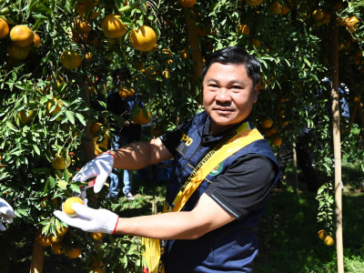 อธิบดีกรมส่งเสริมสหกรณ์ พร้อมด้วย ... พารามิเตอร์รูปภาพ 4