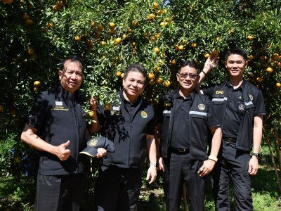 อธิบดีกรมส่งเสริมสหกรณ์ พร้อมด้วย ... พารามิเตอร์รูปภาพ 40