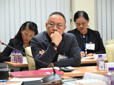 พลเอก ไพบูลย์ คุ้มฉายา องคมนตรี ... พารามิเตอร์รูปภาพ 11