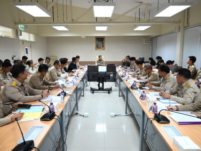 พลเอก ไพบูลย์ คุ้มฉายา องคมนตรี ... พารามิเตอร์รูปภาพ 14