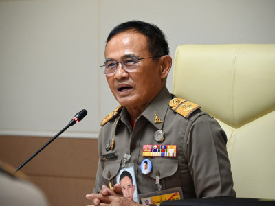 พลเอก ไพบูลย์ คุ้มฉายา องคมนตรี ... พารามิเตอร์รูปภาพ 2