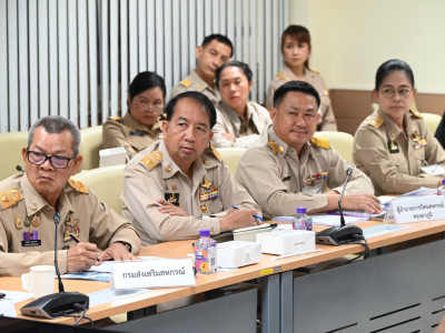 พลเอก ไพบูลย์ คุ้มฉายา องคมนตรี ... พารามิเตอร์รูปภาพ 25