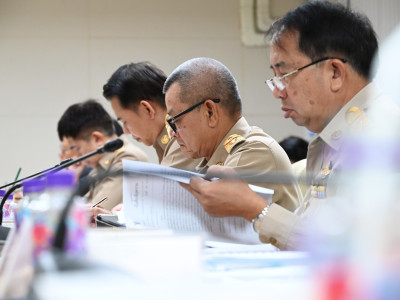 พลเอก ไพบูลย์ คุ้มฉายา องคมนตรี ... พารามิเตอร์รูปภาพ 28